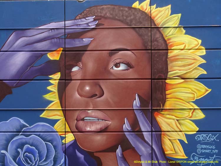 Femme tournesol