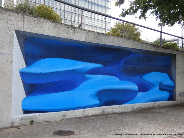 Formes bleues