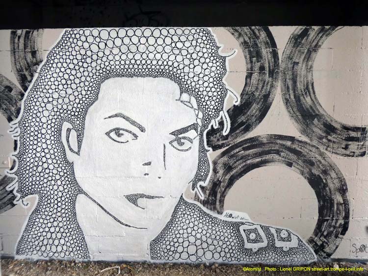 Michael Jackson-02