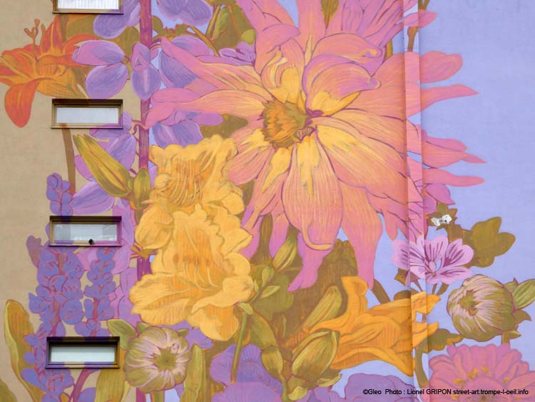 La femme aux fleurs