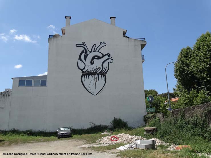 Coeur attaché