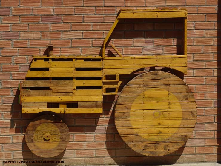 Tracteur en bois