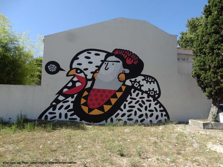 Femme et oiseau-2
