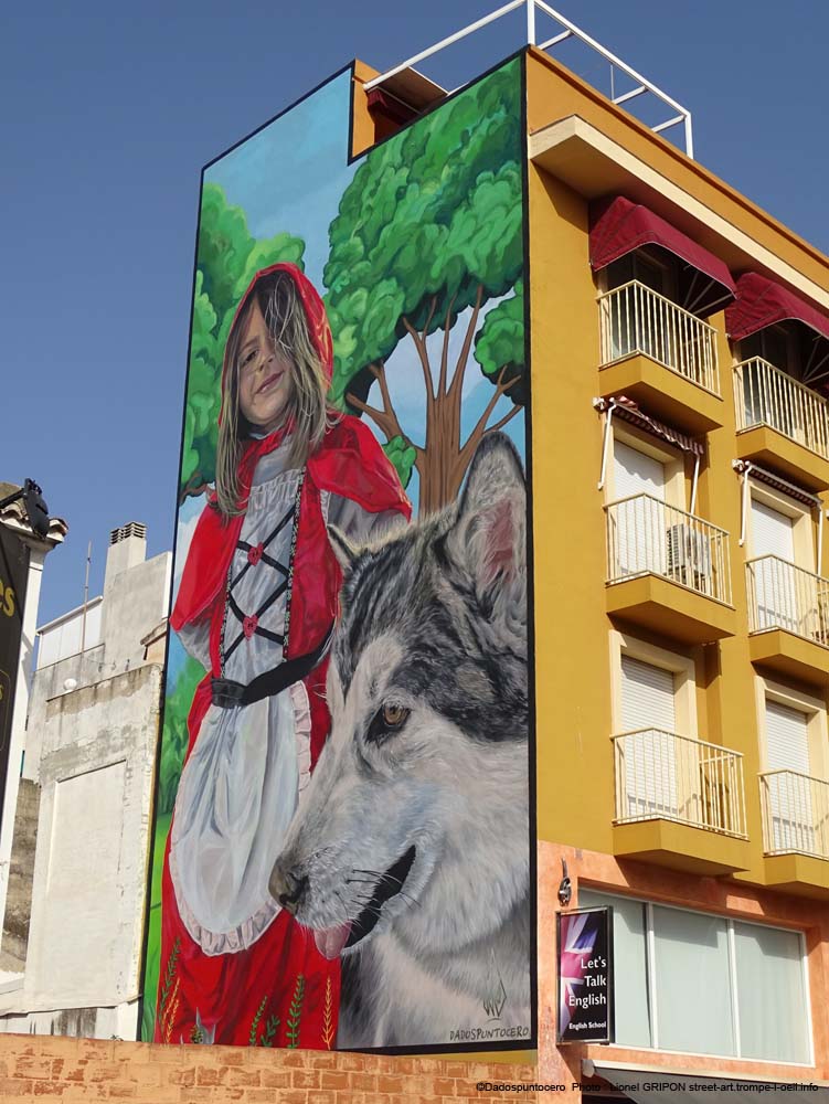Loup et Chaperon Rouge