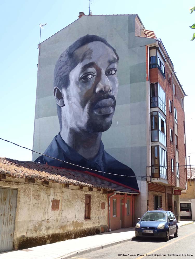 Grand portrait